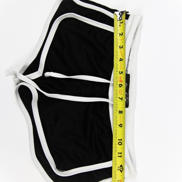 Drawstring Booty Shorts CALI print - Picture 3 of 5